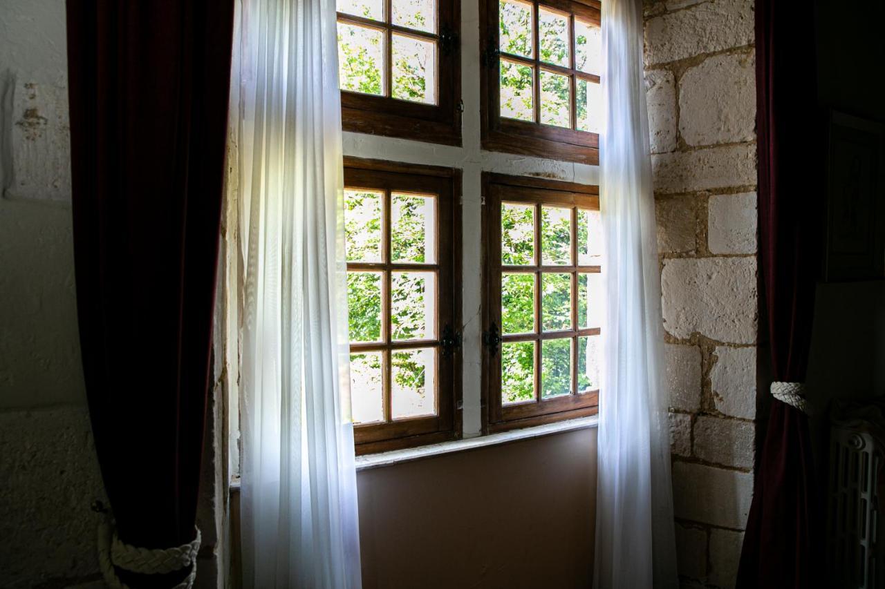 Maison Forte Perreuse Treigny Εξωτερικό φωτογραφία